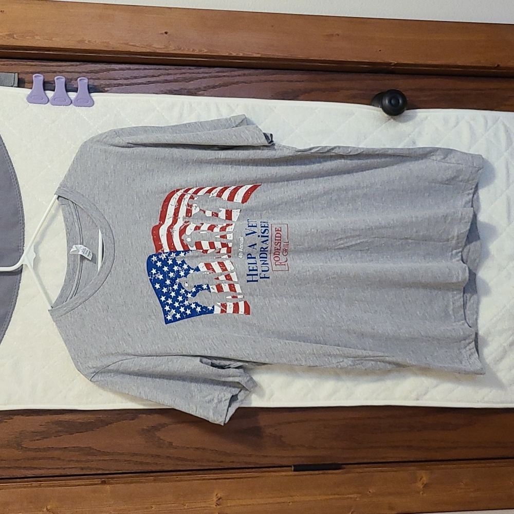 Bella + Canvas | Large | Men's T-Shirt